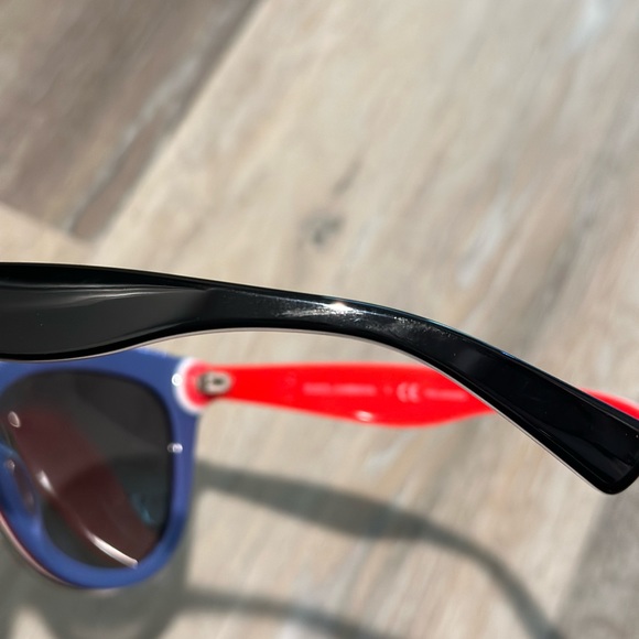 Dolce & Gabbana sunglasses - Picture 6 of 9